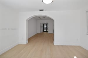 1113 N Victoria Park Rd Fort Lauderdale, FL 33304 - MLS#A11965679