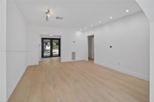 1113 N Victoria Park Rd Fort Lauderdale, FL 33304 - MLS#A11965679