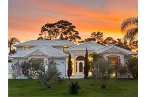 1196 Sw Live Oak Cv Port Saint Lucie, FL 34986 - MLS#A11965699