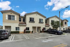 2819 Nw 181st St, Miami Gardens