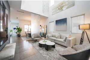 8259 Nw 34th St Doral, FL 33122 - Off Market