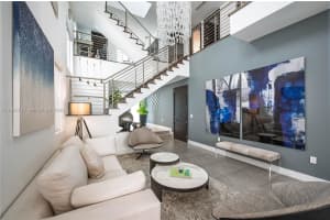 8259 Nw 34th St Doral, FL 33122 - Off Market