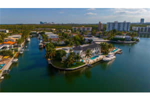 16479 Ne 30th Ave North Miami Beach, FL 33160 - MLS#A11965756