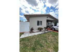 10382 Sw 25th St Miami, FL 33165 - MLS#A11965769