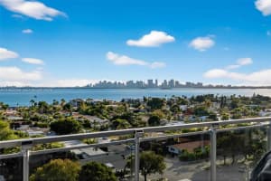 7901 S Hispanola Ave 1008, North Bay Village