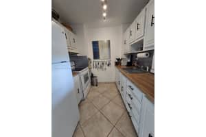 2450 Ne 135th St 508 North Miami, FL 33181 - MLS#A11965793