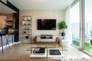 300 S Biscayne Blvd T-3307 Miami, FL 33131 - MLS#A11965797