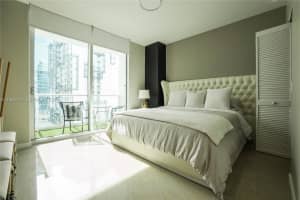 300 S Biscayne Blvd T-3307 Miami, FL 33131 - MLS#A11965797