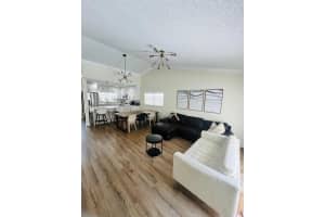 7342 Nw 38th Pl Coral Springs, FL 33065 - MLS#A11965802