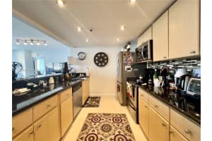 7601 E Treasure Dr 1817 North Bay Village, FL 33141 - MLS#A11965849