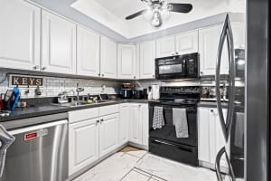 6131 Seven Springs Blvd Green Acres, FL 33463 - MLS#A11965878