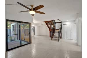 6 Chestnut Circle, Cooper City, FL 33026 - MLS#A11965914