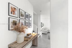 16371 Sw 44th Ter Miami, FL 33185 - MLS#A11965969