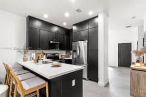 16371 Sw 44th Ter Miami, FL 33185 - MLS#A11965969