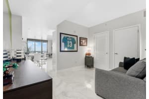 1010 Brickell Ave 4011 Miami, FL 33131 - MLS#A11965990