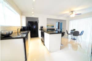 MLS# A11965997, Hollywood, Florida 33019