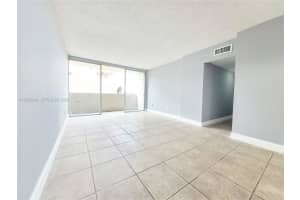 816 Nw 87th Ave 305 Miami, FL 33172 - MLS#A11965999