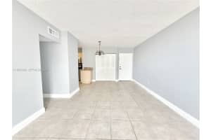 816 Nw 87th Ave 305 Miami, FL 33172 - MLS#A11965999