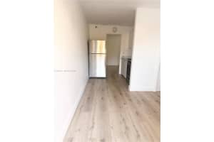 539 Nw 1st Ave 1-8 Hallandale Beach, FL 33009 - MLS#A11966012