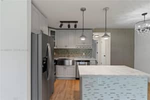 67 Harwood H H Deerfield Beach, FL 33442 - MLS#A11966055