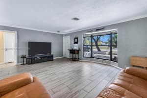 5201 Jefferson St Hollywood, FL 33021 - MLS#A11966069