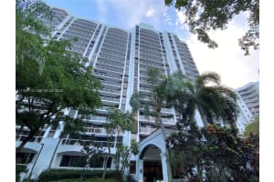 3640 Yacht Club Dr APT 103, Aventura, FL 33180, - MLS#A11966076