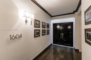 300 South Pointe Dr APT 1604, Miami Beach, FL 33139, - MLS#A11966078