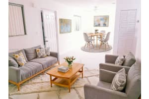 5748 W 26th Ave 5748, Hialeah