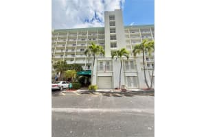 2334 S Cypress Bend Dr 505 Pompano Beach, FL 33069 - MLS#A11966092