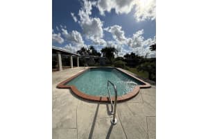 4012 Sw 102 Court Miami, FL 33165 - MLS#A11966108