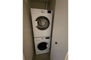 121 Ne 5 St 709 Miami, FL 33132 - MLS#A11966114