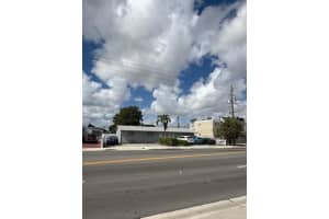 2650 W 8th Ave Hialeah, FL 33010 - MLS#A11966123