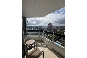 3530 Mystic Pointe Dr 3003, Aventura