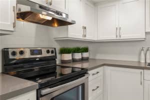 5130 Las Verdes Cir 107 Delray Beach, FL 33484 - MLS#A11966244