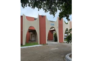 1700 Ne 191st St 105 Miami, FL 33179 - MLS#A11966300