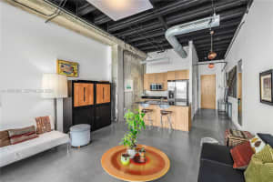 8101 Biscayne Blvd R-613 Miami, FL 33138 - MLS#A11966306