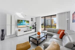 3300 Ne 191st St 714 Aventura, FL 33180 - MLS#A11966308