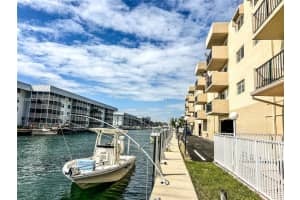 3860 Ne 170th St 311 North Miami Beach, FL 33160 - MLS#A11966324