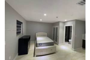 344 NW 136th Pl b, Miami, FL 33182, - MLS#A11966331