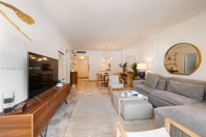 100 Edgewater Dr 104 Coral Gables, FL 33133 - MLS#A11966352