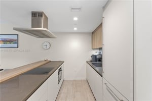 1000 Brickell Plz 4605 Miami, FL 33131 - MLS#A11966376