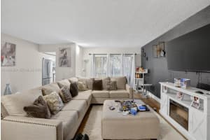 4141 Nw 21st St 103, Lauderhill