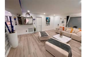 8635 Nw 8th St 311 Miami, FL 33126 - MLS#A11966402