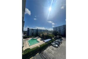 1470 Ne 125th Ter 407, North Miami