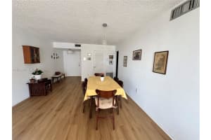 1470 Ne 125th Ter 407 North Miami, FL 33161 - MLS#A11966403