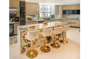 848 Brickell Key Dr APT 1601, Miami, FL 33131, - MLS#A11966408