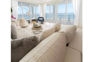 848 Brickell Key Dr APT 1601, Miami, FL 33131, - MLS#A11966408