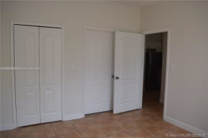 17720 Nw 73rd Ave 105 Hialeah, FL 33015 - MLS#A11966467