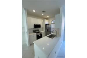 703 Ne 195th St 703 Miami, FL 33179 - MLS#A11966483