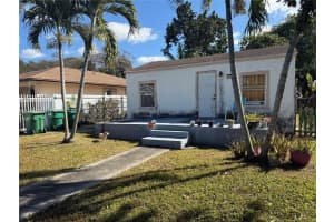 1972 Nw 59th St, Miami